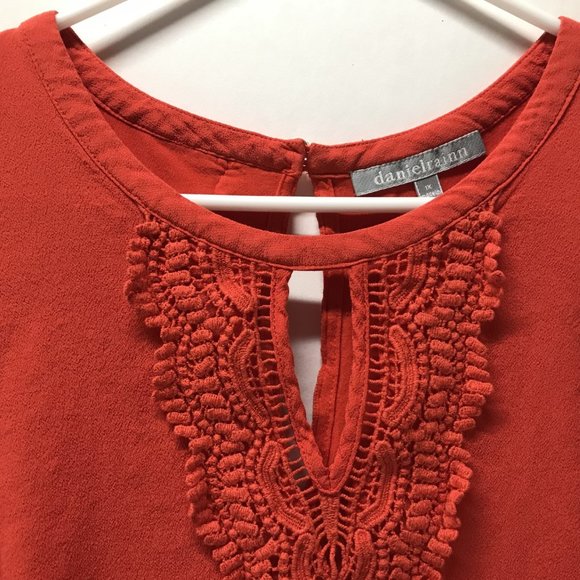 Daniel Rainn Red Orange Quin Keyhole Lace Top - Picture 4 of 10